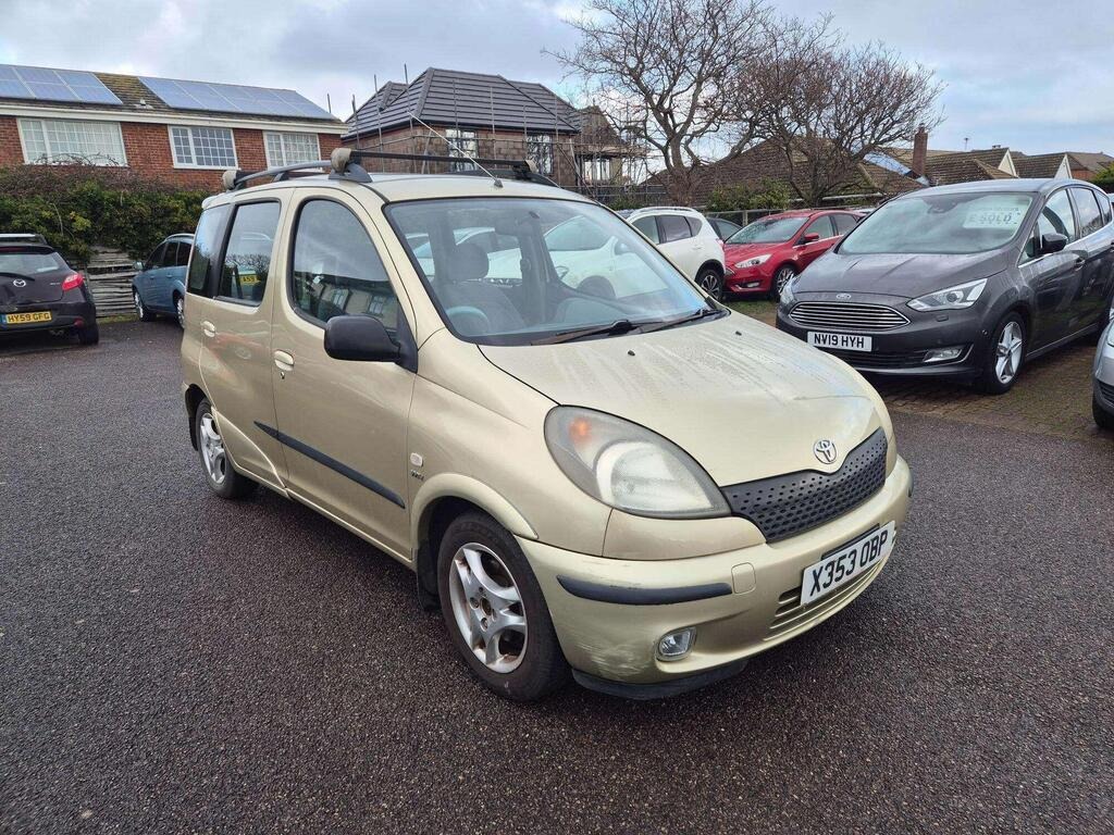 Used Toyota Yaris Verso 2000 for sale - 77394984: Photo 1