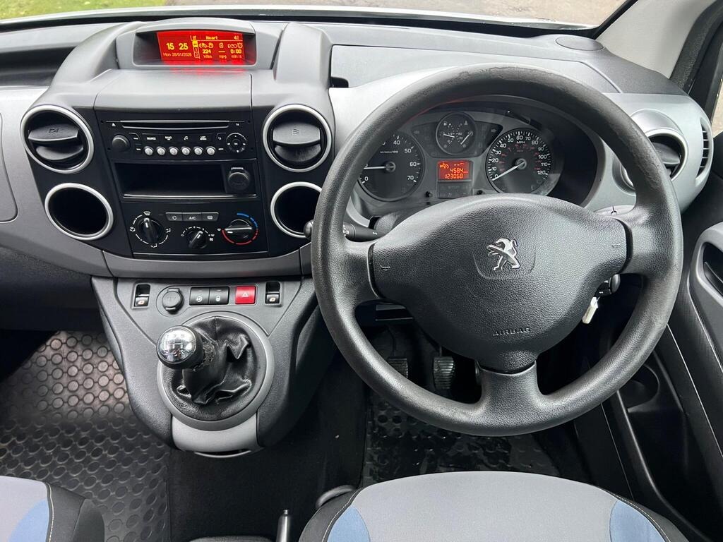 Used Peugeot Partner Tepee 2016 for sale - 77328909: Photo 11