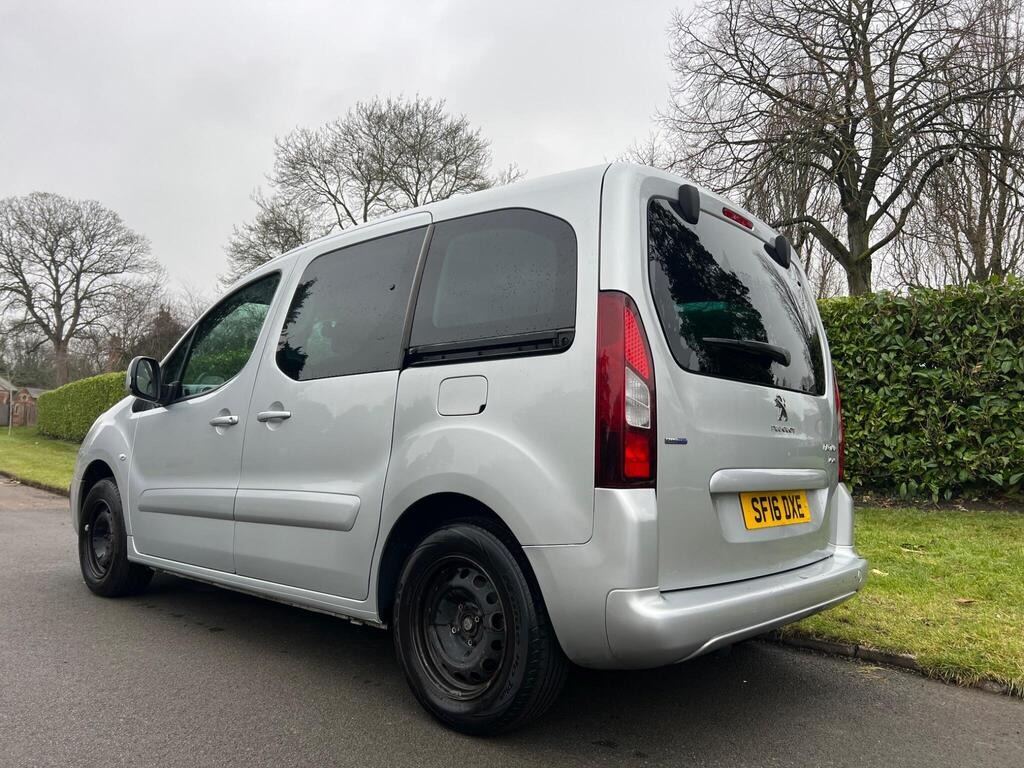 Used Peugeot Partner Tepee 2016 for sale - 77328909: Photo 4