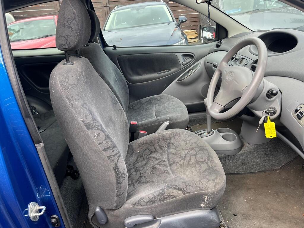 Used Toyota Yaris 2003 for sale - 76664658: Photo 7