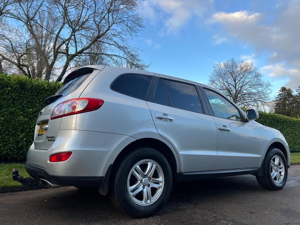 Used Hyundai Santa Fe 2011 for sale - 76878004: Photo 5