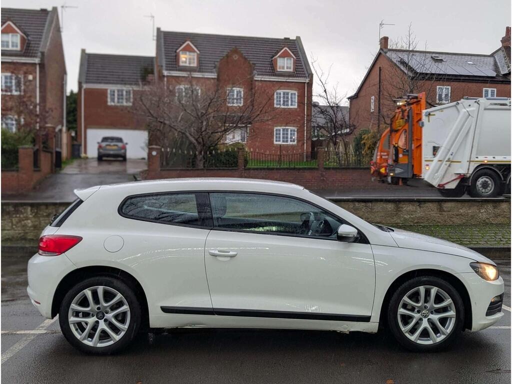 Used Volkswagen Scirocco 2010 for sale - 77053053: Photo 3