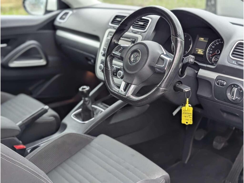 Used Volkswagen Scirocco 2010 for sale - 77053053: Photo 7