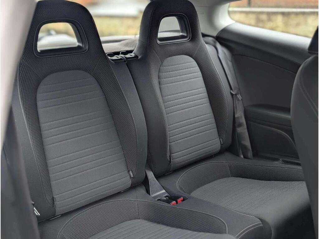 Used Volkswagen Scirocco 2010 for sale - 77053053: Photo 8