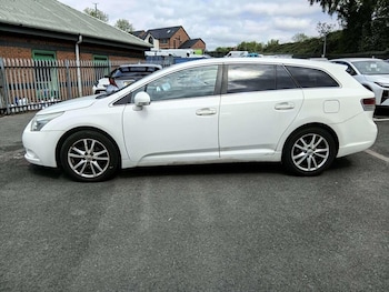 Used Toyota Avensis 2010 for sale - 78607862: Photo