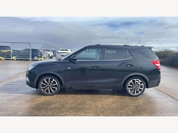 Used Ssangyong Tivoli 2016 for sale - 78268723: Photo