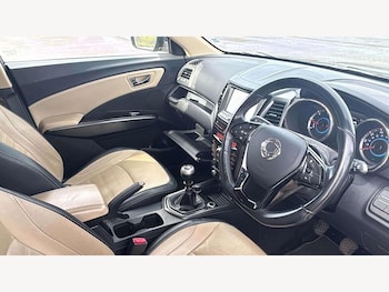 Used Ssangyong Tivoli 2016 for sale - 78268723: Photo
