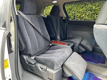 Used Toyota Estima 2011 for sale - 78457408: Photo