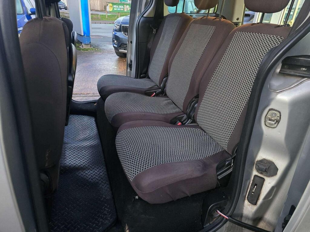 Used Peugeot Partner Tepee 2015 for sale - 77303831: Photo 12