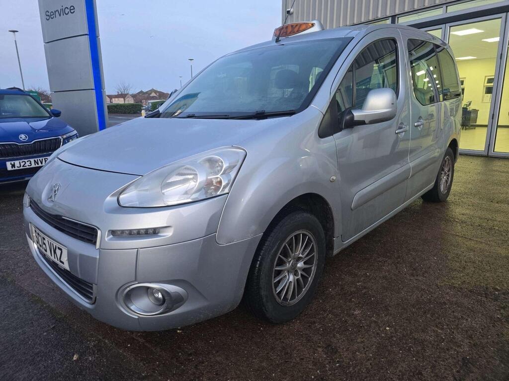 Used Peugeot Partner Tepee 2015 for sale - 77303831: Photo 2