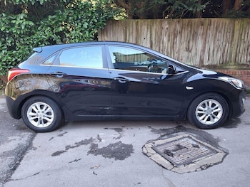 Used Hyundai i30 2015 for sale - 77988608: Photo