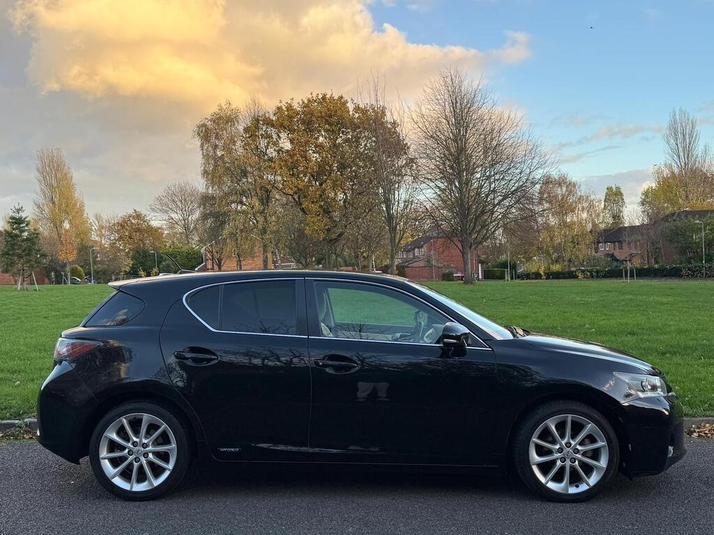 Used Lexus CT 2011 for sale - 76579769: Photo 4