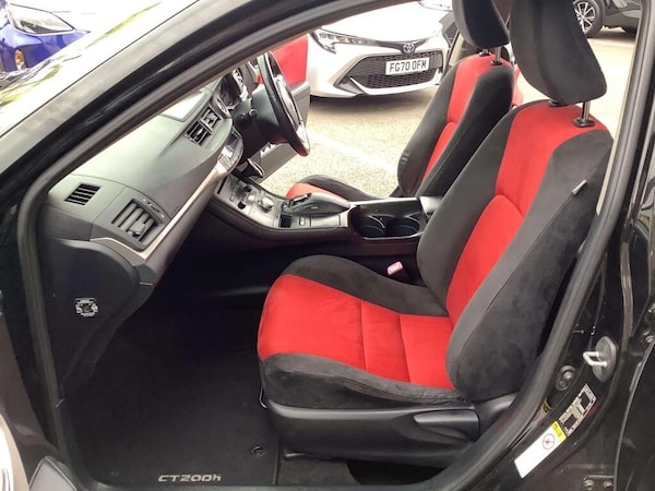 Used Lexus CT 2011 for sale - 76274350: Photo 4