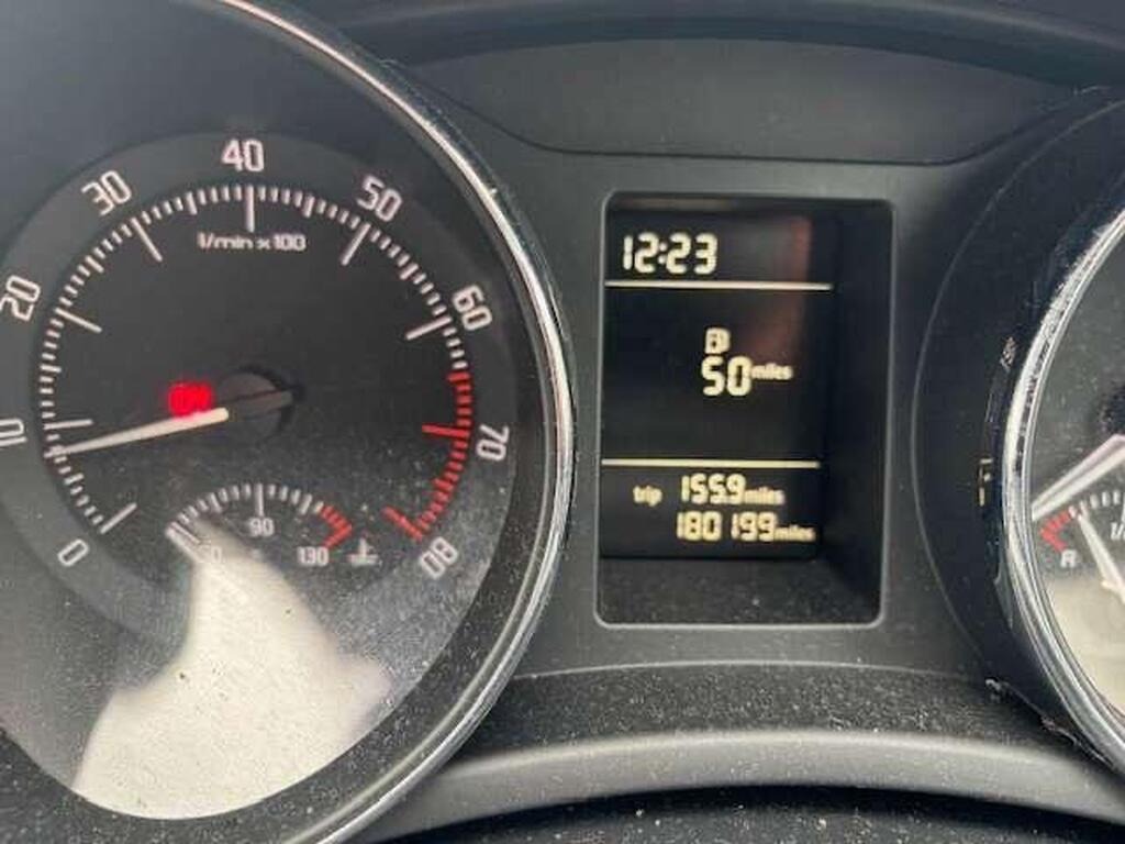 Used Skoda Superb 2012 for sale - 76582919: Photo 10