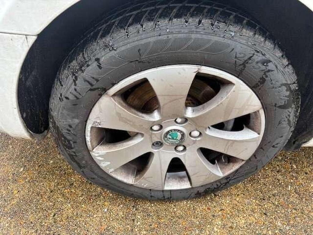 Used Skoda Superb 2012 for sale - 76582919: Photo 11