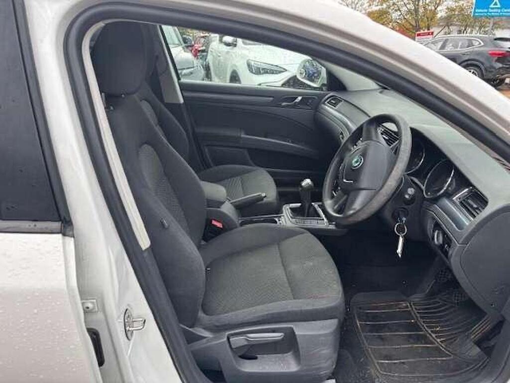 Used Skoda Superb 2012 for sale - 76582919: Photo 6