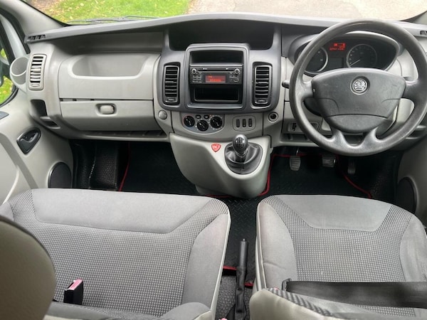 Used Vauxhall Vivaro 2014 for sale - 76184211: Photo 12