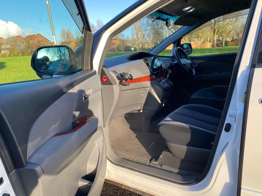 Used Toyota Estima 2024 for sale - 73822121: Photo 19