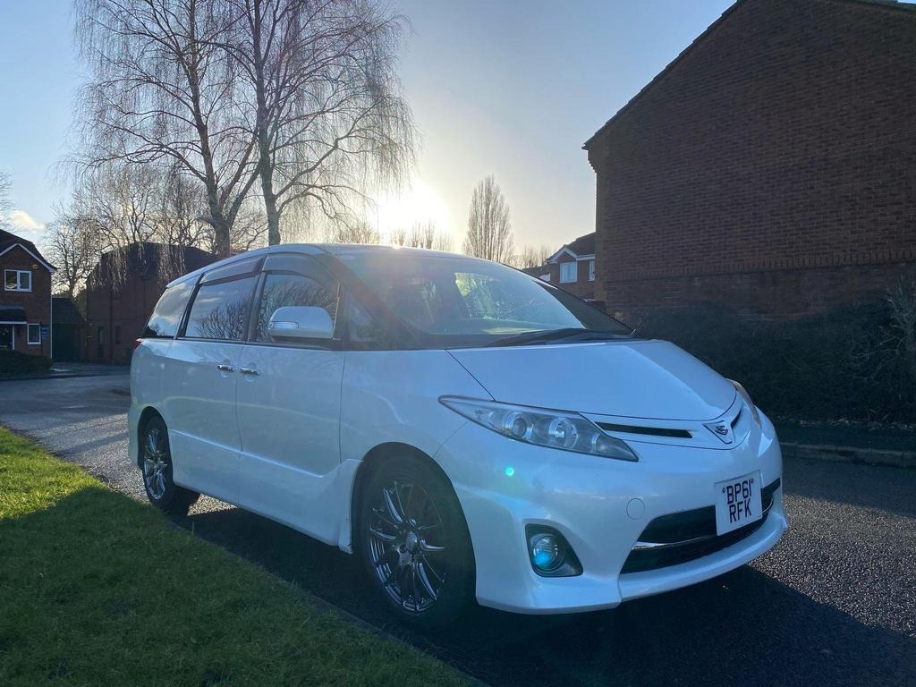 Used Toyota Estima 2024 for sale - 73822121: Photo 2