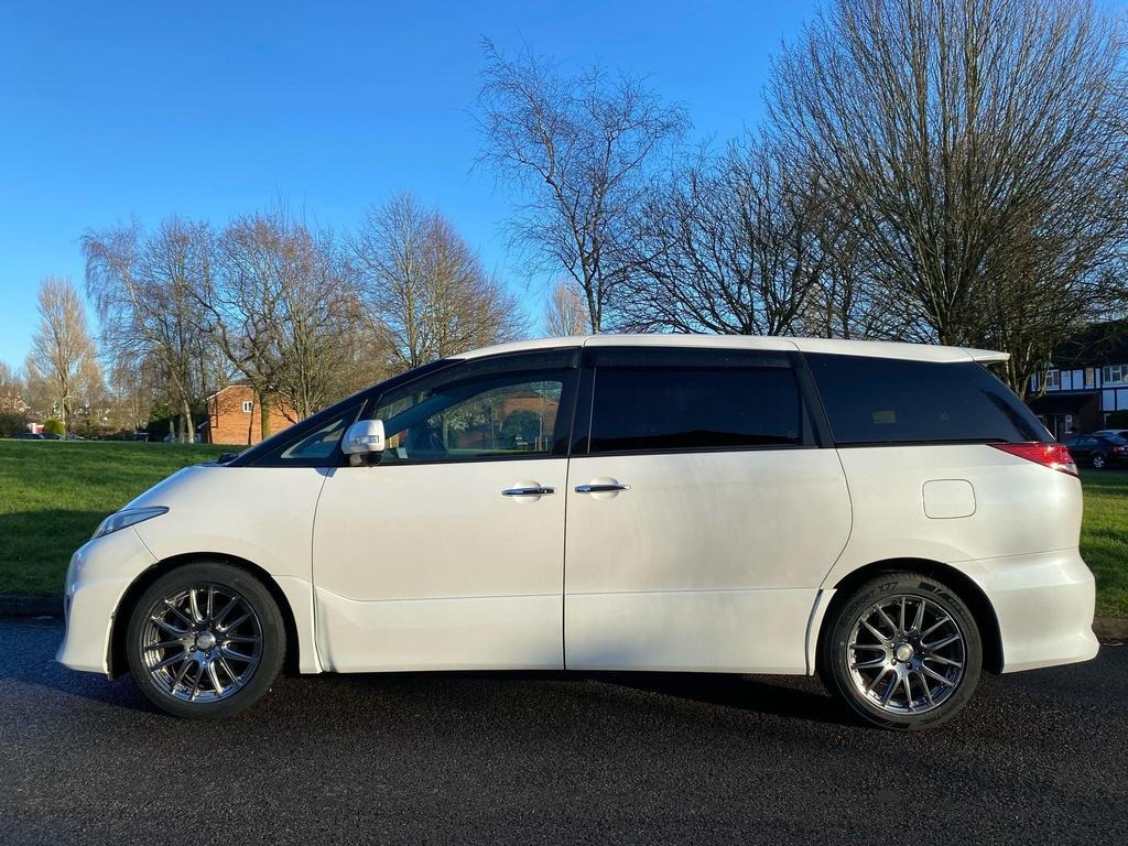 Used Toyota Estima 2024 for sale - 73822121: Photo 5