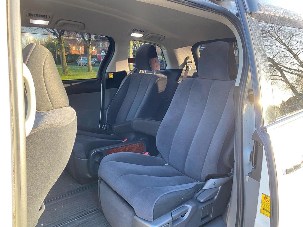 Used Toyota Estima 2024 for sale - 73822121: Photo 6