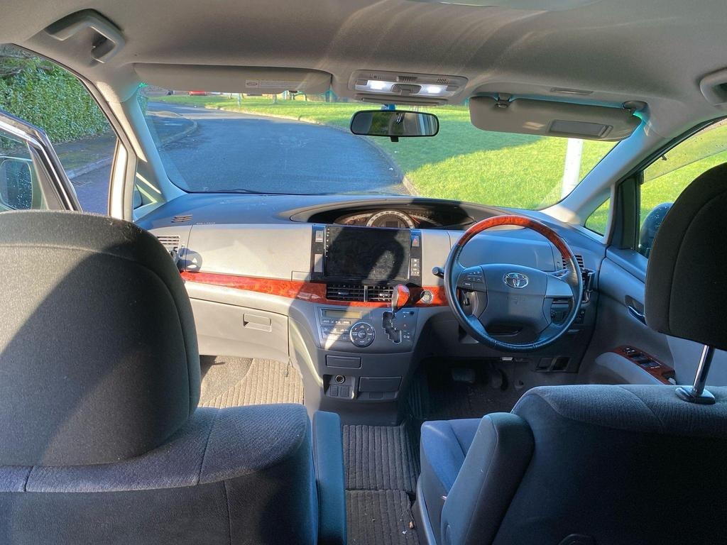 Used Toyota Estima 2024 for sale - 73822121: Photo 8