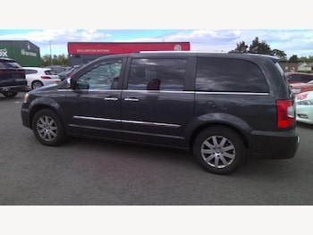 Used Chrysler Grand Voyager 2011 for sale - 78392977: Photo