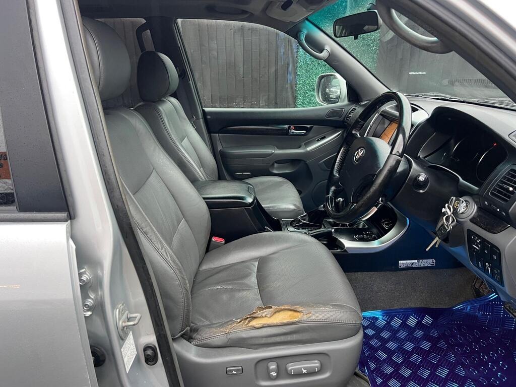 Used Toyota Land Cruiser 2008 for sale - 77407397: Photo 18