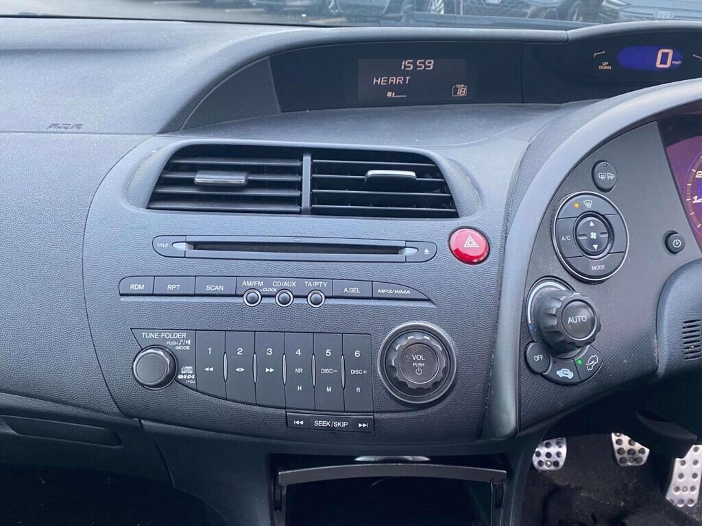 Used Honda Civic 2010 for sale - 77689358: Photo 13