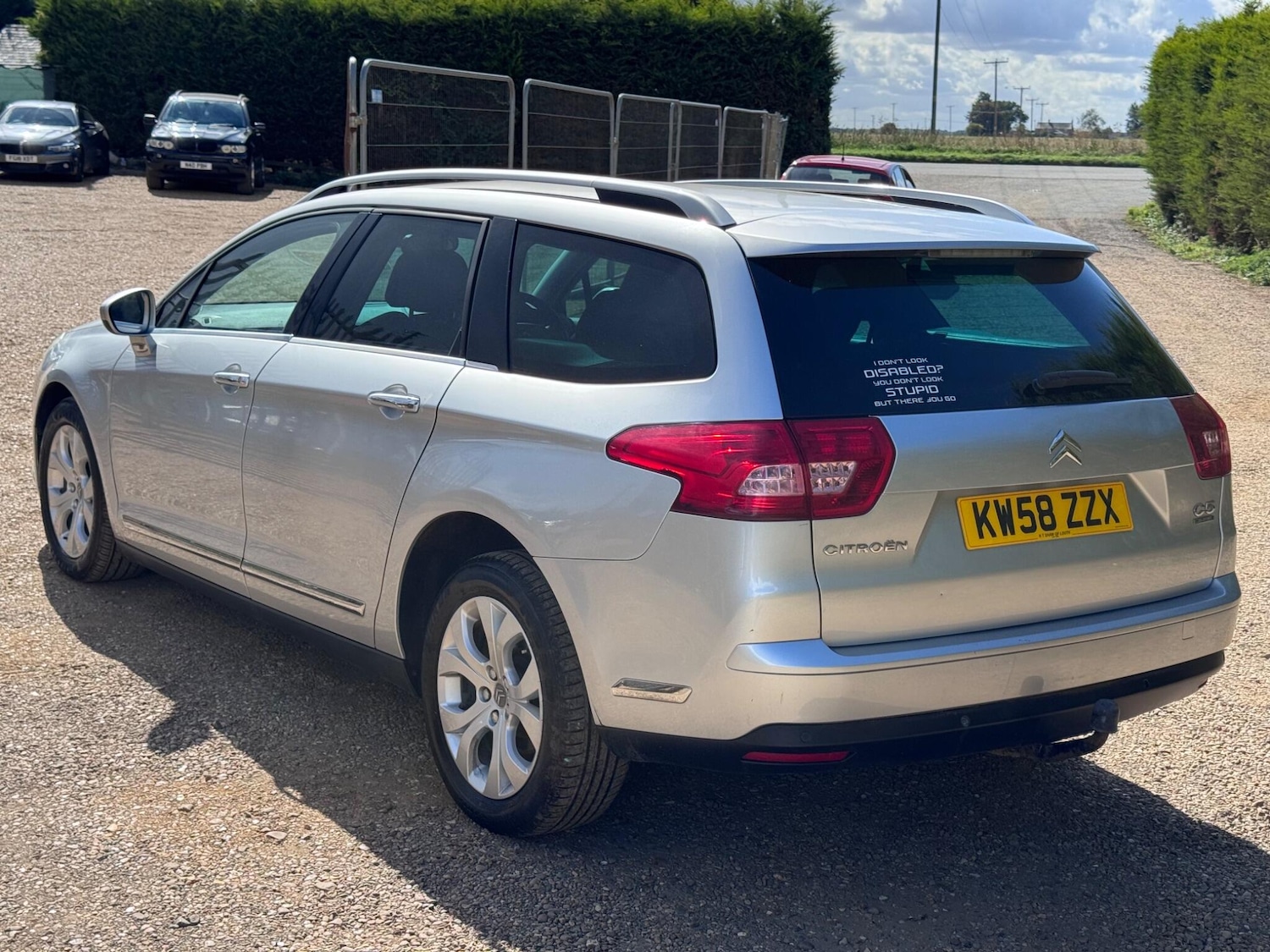 Vehicle 29