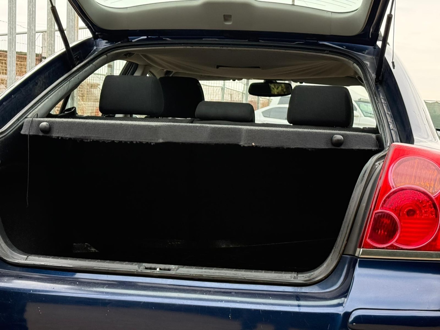 Used Toyota Corolla Verso 2005 for sale - 77314830: Photo 21