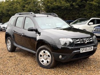 Used Dacia Duster 2016 for sale - 77400872: Photo
