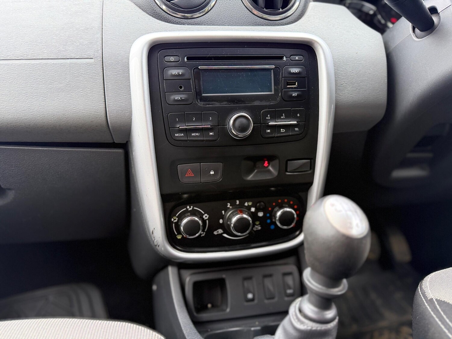 Used Dacia Duster 2016 for sale - 77400872: Photo 24