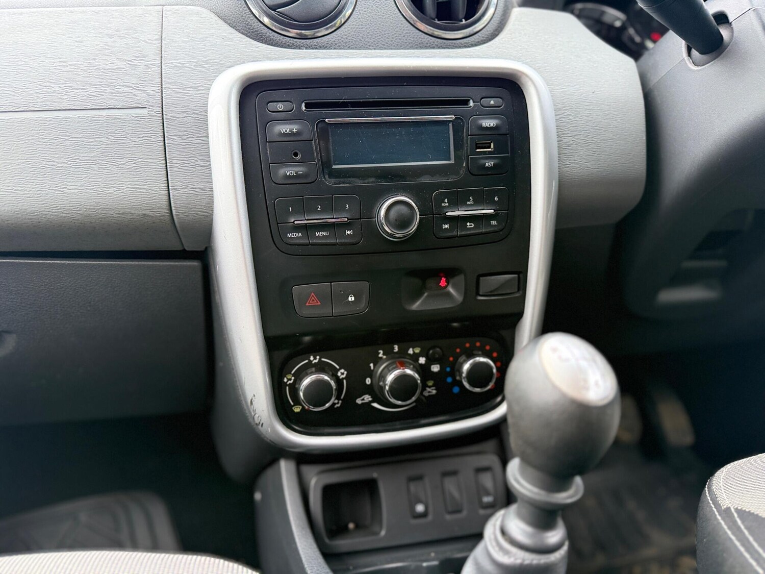 Used Dacia Duster 2016 for sale - 77400872: Photo 25