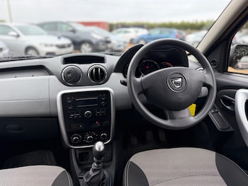 Used Dacia Duster 2016 for sale - 77400872: Photo