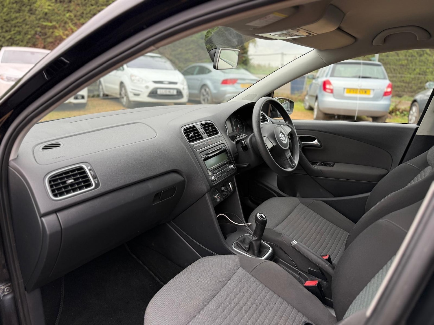 Used Volkswagen Polo 2010 for sale - 76759725: Photo 17