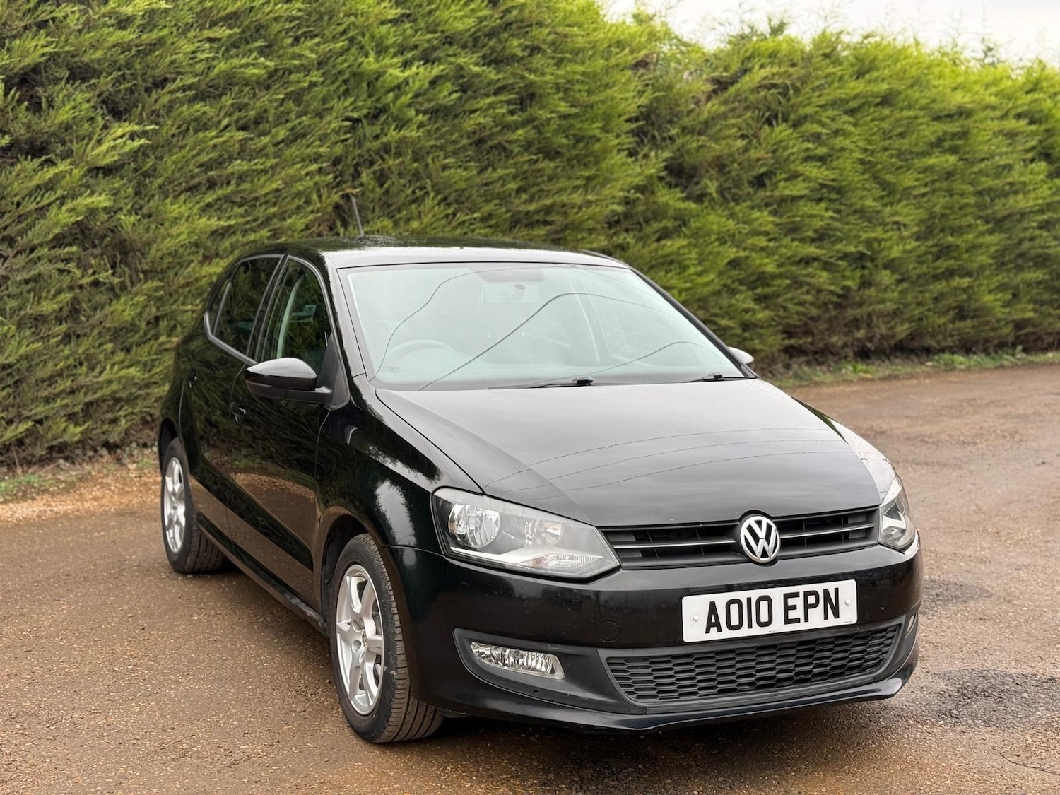 Used Volkswagen Polo 2010 for sale - 76759725: Photo 2