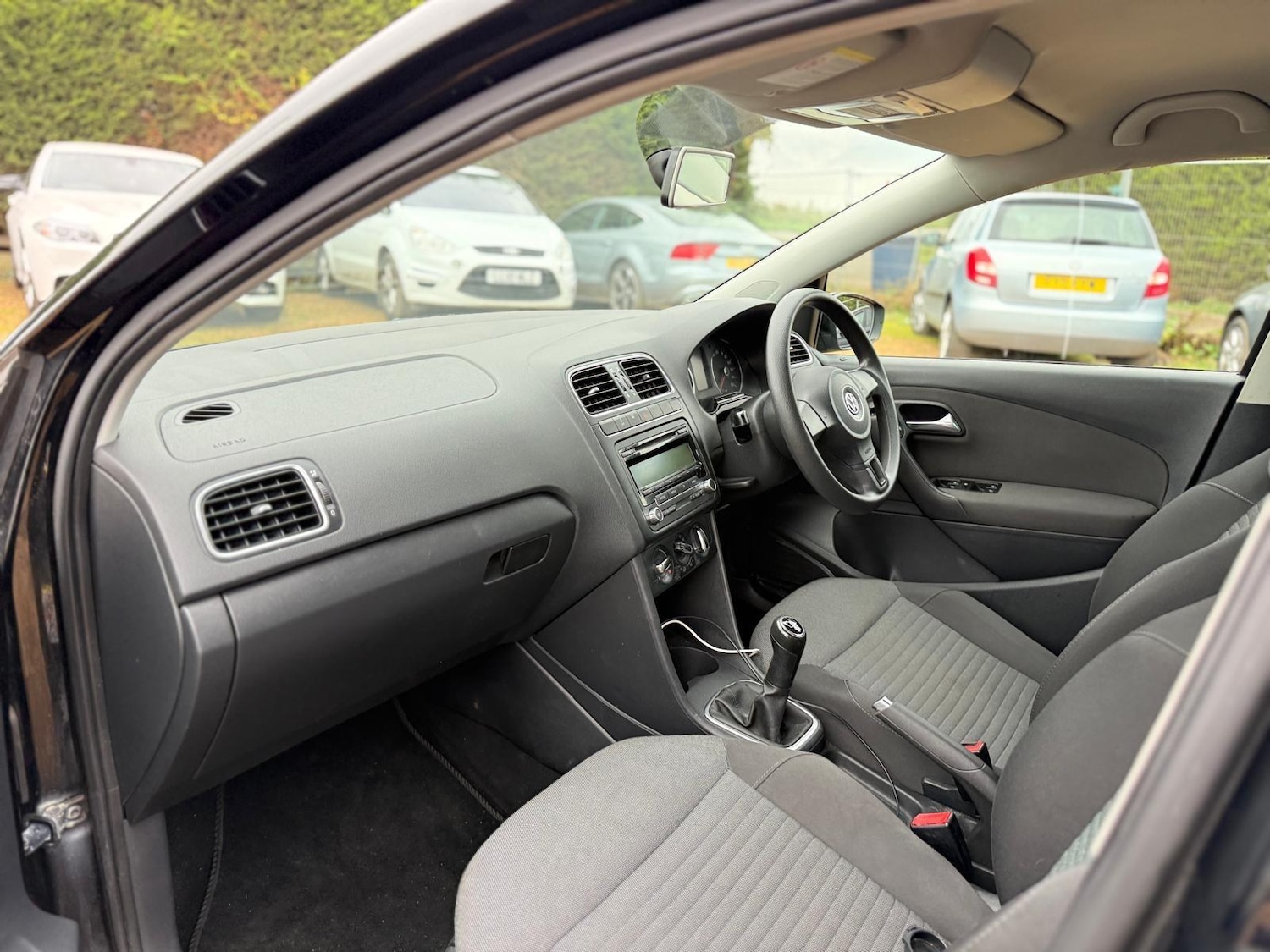 Used Volkswagen Polo 2010 for sale - 76759725: Photo 21