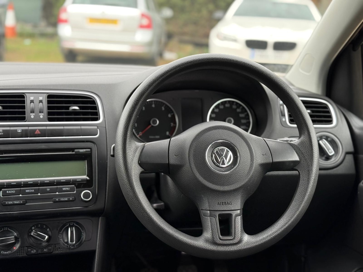 Used Volkswagen Polo 2010 for sale - 76759725: Photo 23