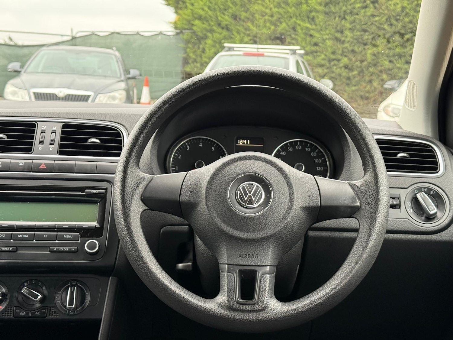 Used Volkswagen Polo 2010 for sale - 76759725: Photo 24