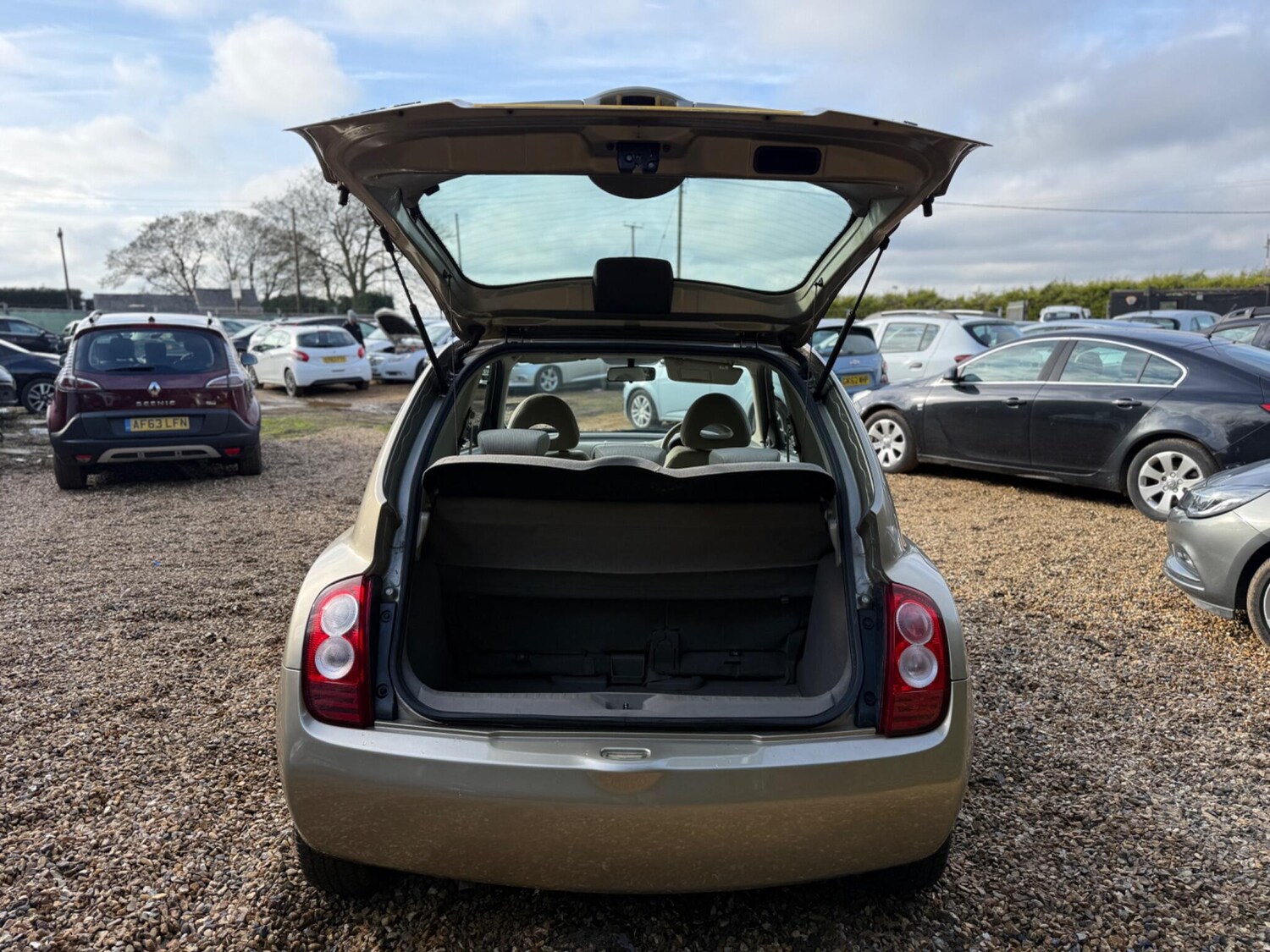 Used Nissan Micra 2004 for sale - 77496525: Photo 25