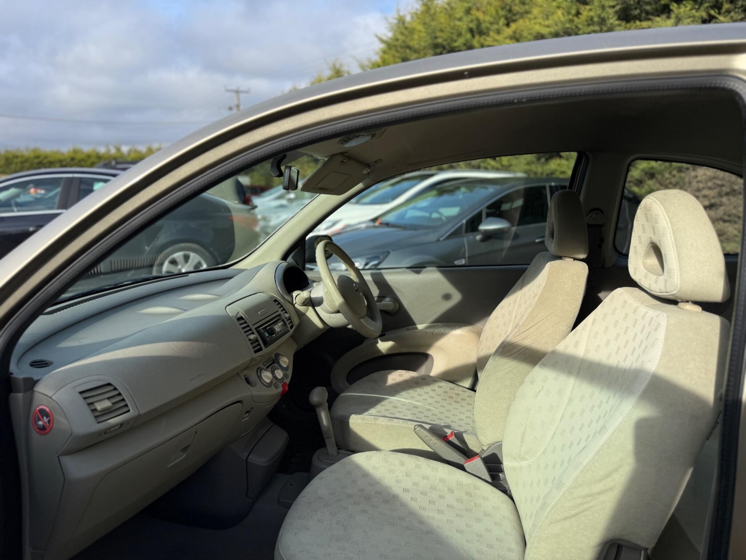 Used Nissan Micra 2004 for sale - 77496525: Photo 4