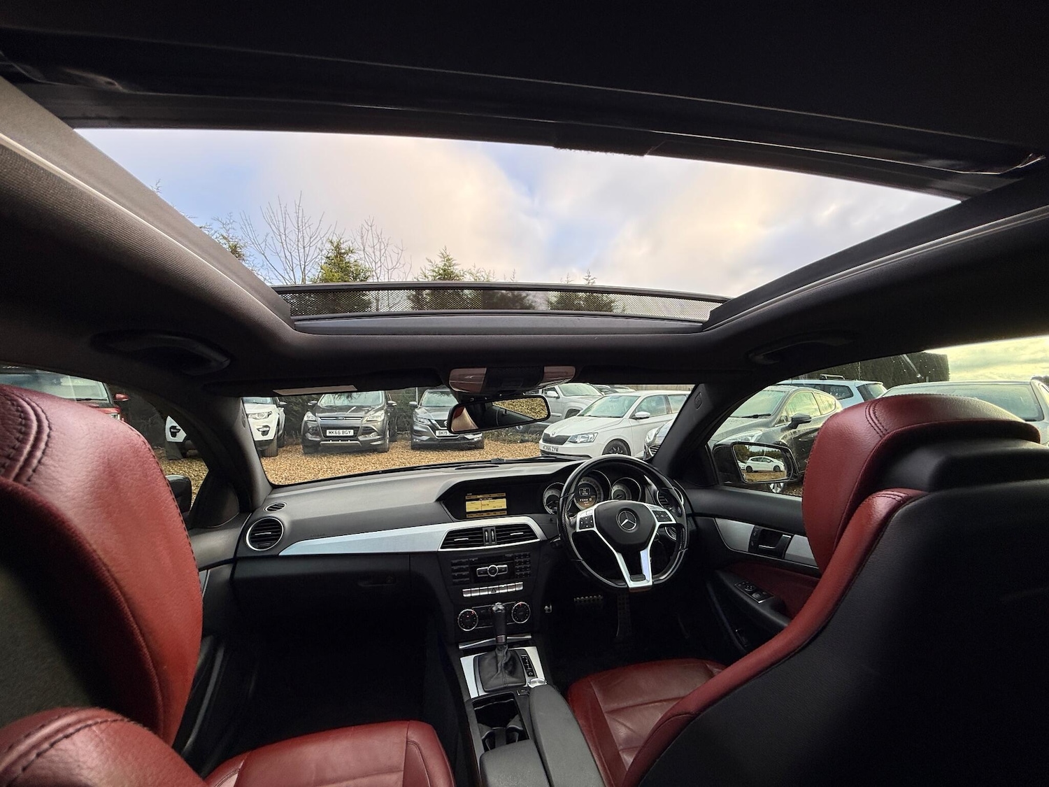 Used Mercedes-Benz C Class 2012 for sale - 77163372: Photo 37