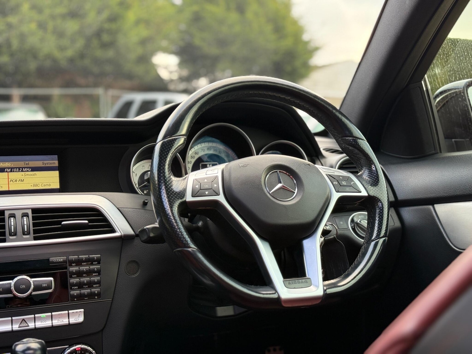 Used Mercedes-Benz C Class 2012 for sale - 77163372: Photo 4