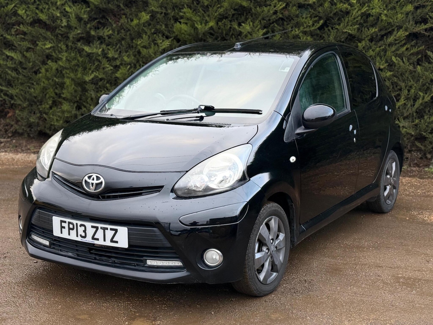 Used Toyota AYGO 2013 for sale - 76689584: Photo 1