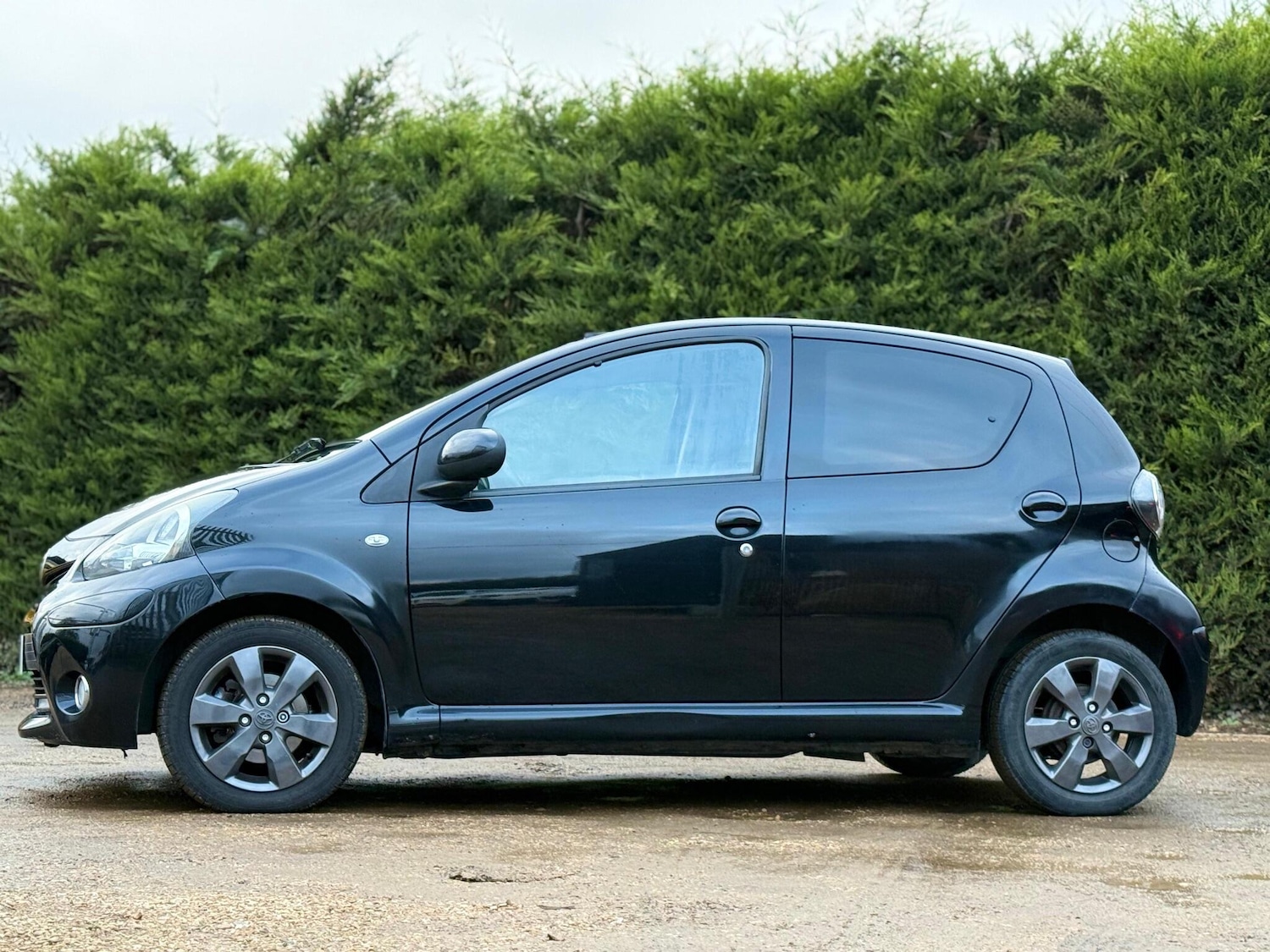 Used Toyota AYGO 2013 for sale - 76689584: Photo 16