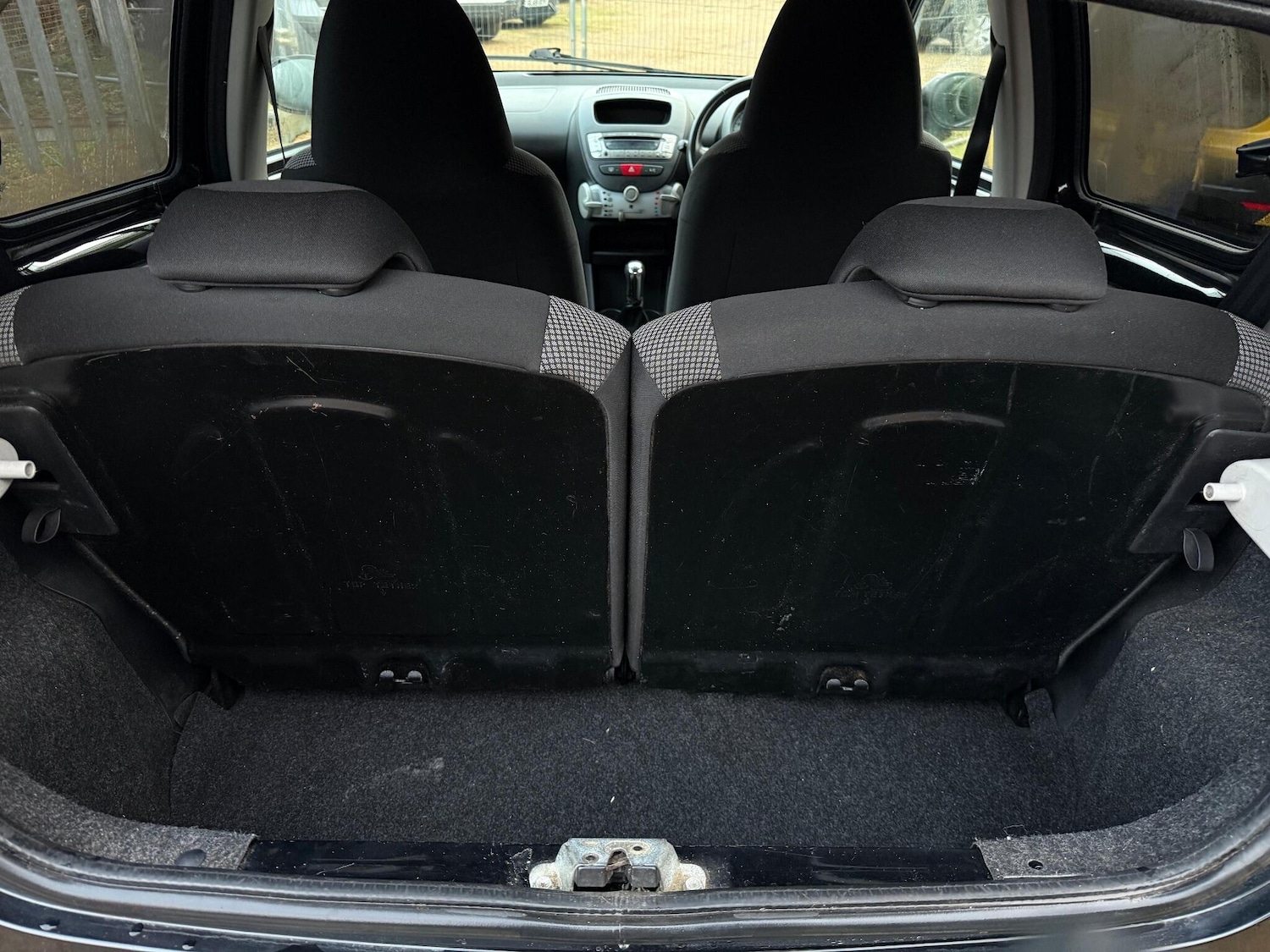 Used Toyota AYGO 2013 for sale - 76689584: Photo 18