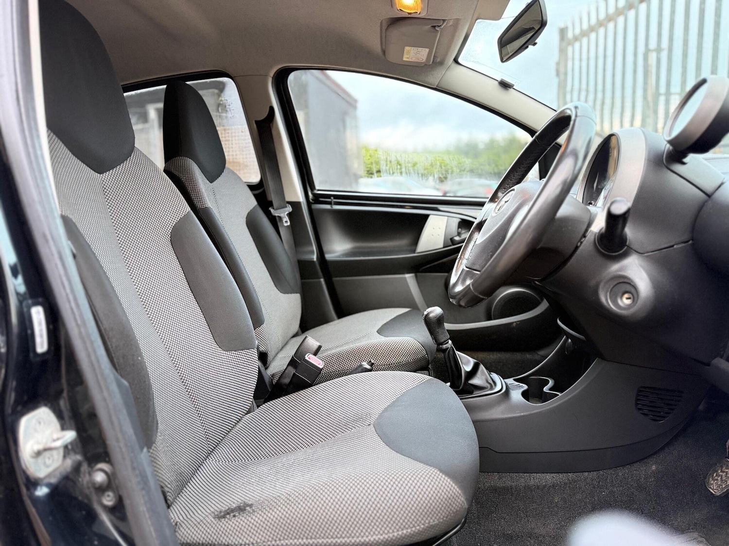 Used Toyota AYGO 2013 for sale - 76689584: Photo 20