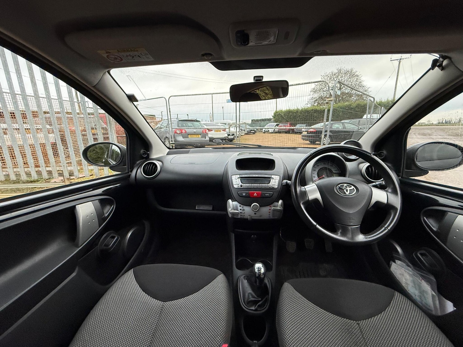 Used Toyota AYGO 2013 for sale - 76689584: Photo 23