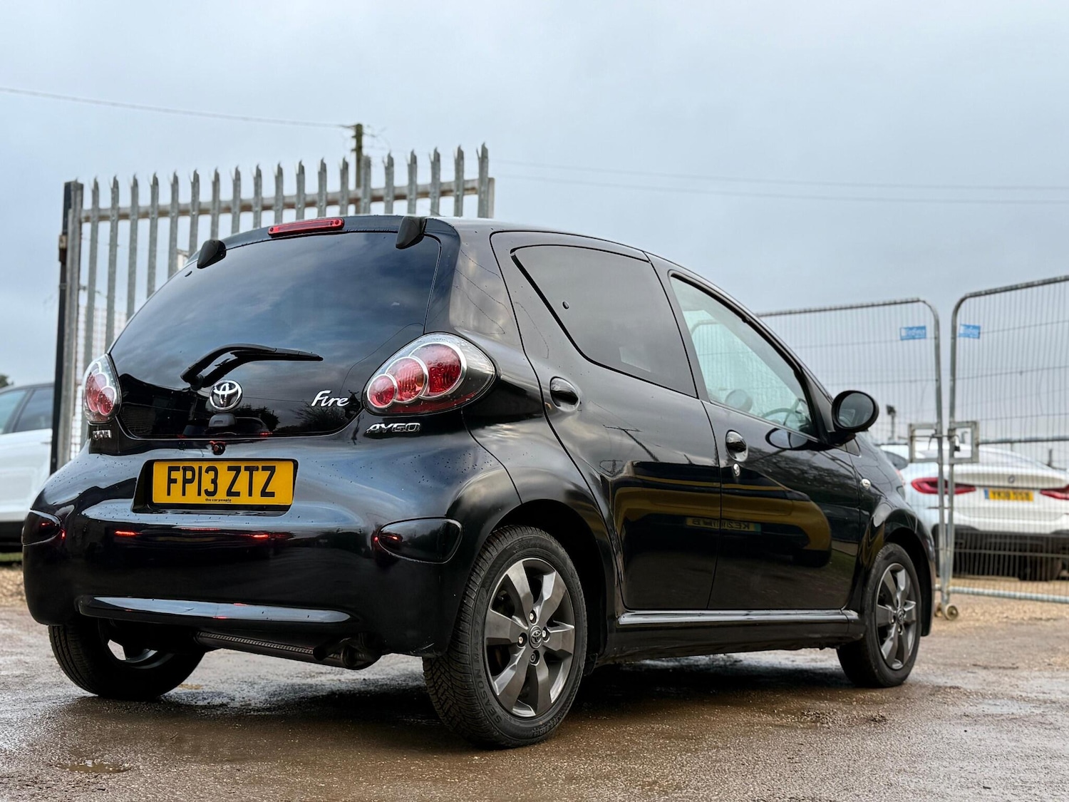 Used Toyota AYGO 2013 for sale - 76689584: Photo 5